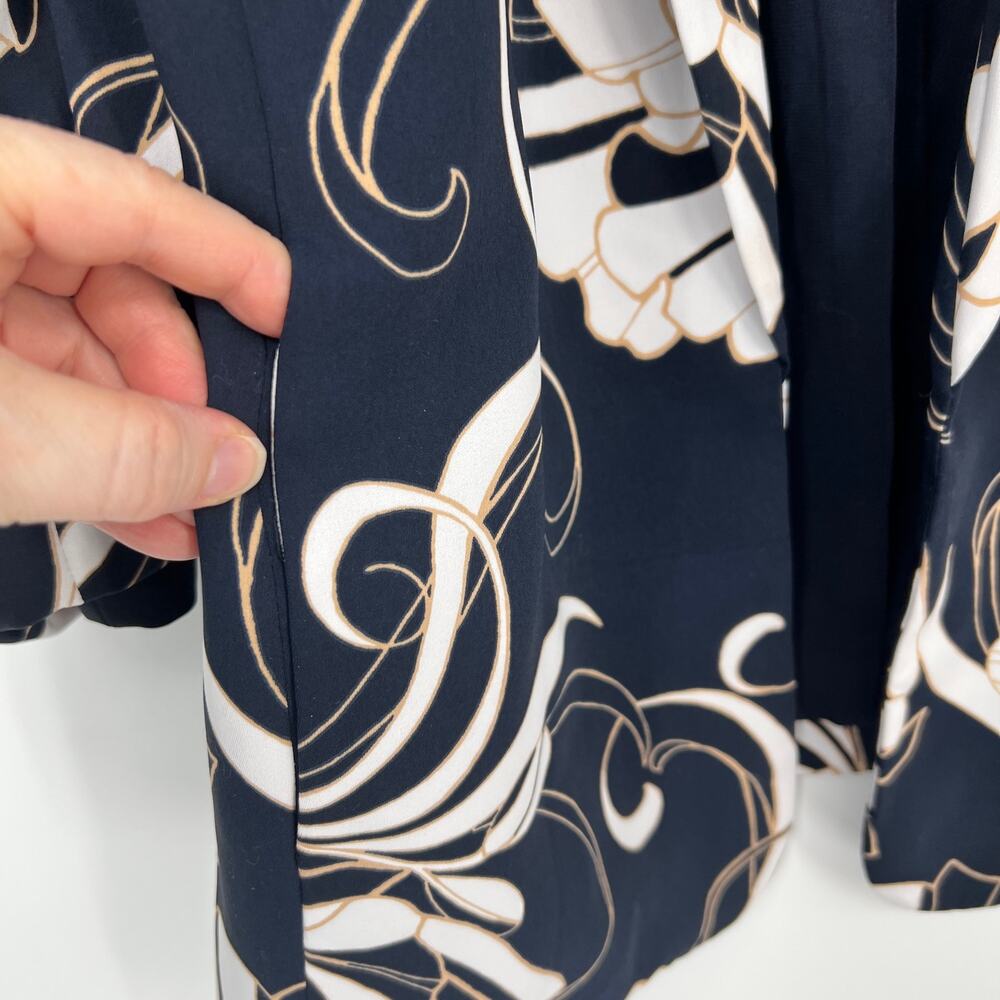 Chico's Open Blazer Jacket Womens US 12 / 2 Navy Blue Floral Ruched 3/4 Sleeve - Picture 4 of 9